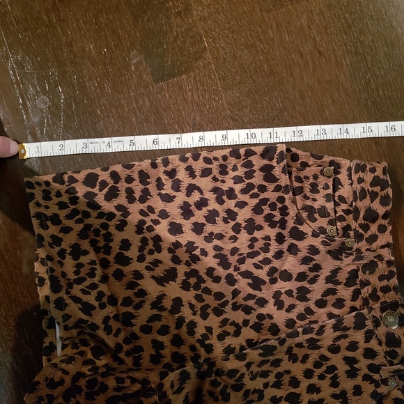 1990s Vintage leopard print shorts - Picture 5 of 6